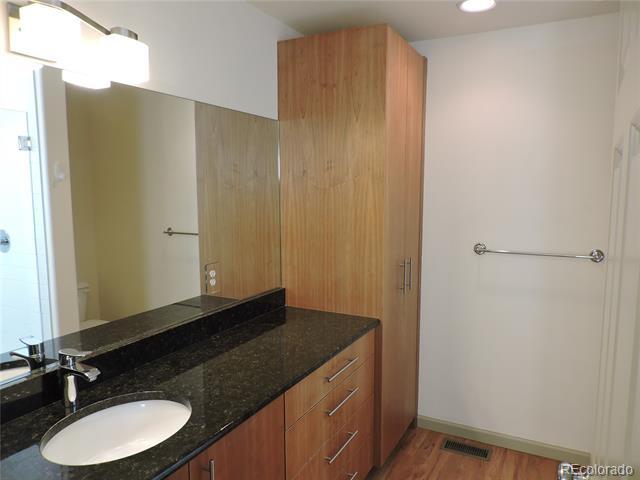 Building Photo - 106 Starbuck Cir