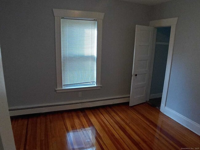 Building Photo - 110 Evergreen Ave