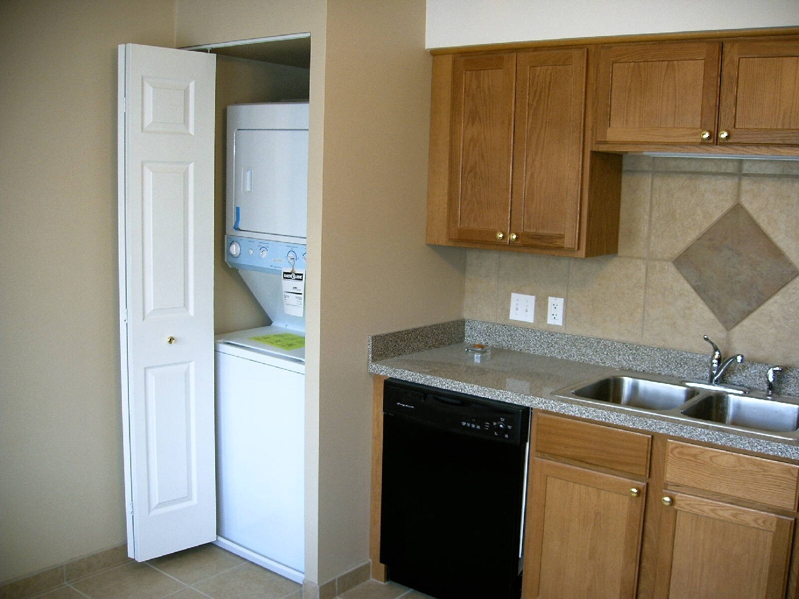 Washer and dryer plus dishwasher - 1319 Argo Ln