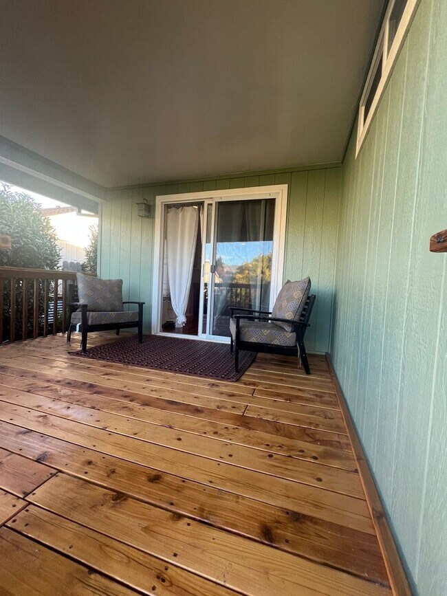 Building Photo - Move in ready three bed/two bath home | Av...