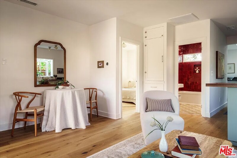 Building Photo - 5033 Townsend Ave