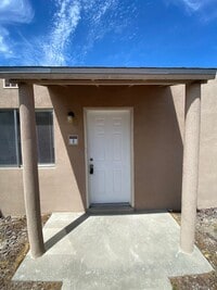 Building Photo - Majestic Ridge