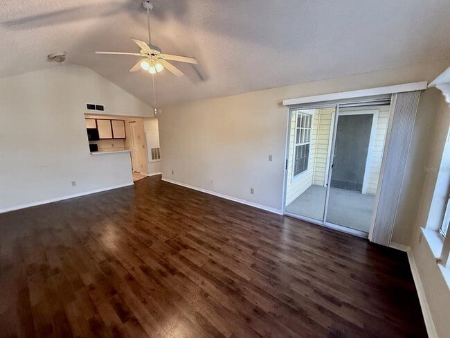 Building Photo - 1023 S Hiawassee Rd