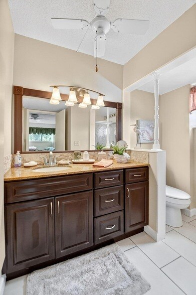 Building Photo - 3425 Via Poinciana
