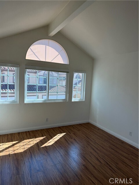 Building Photo - 31 Via Bacchus
