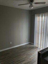 Building Photo - 1621 Kings Mill Ct