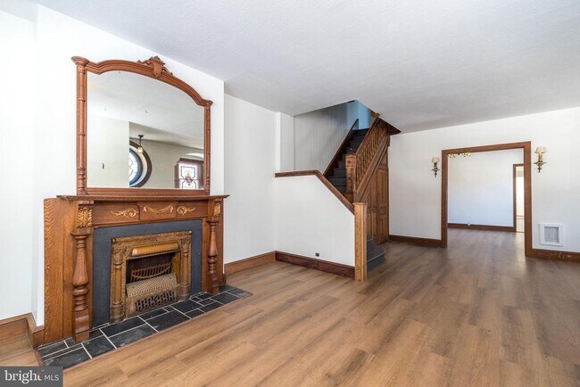 Building Photo - 7738 Ardleigh St