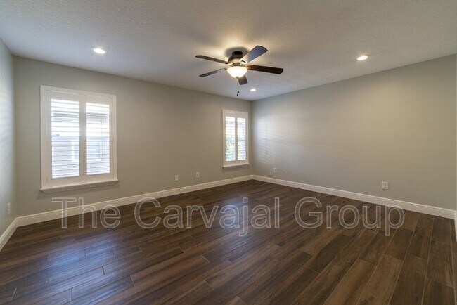 Building Photo - 1432 Bella Coola Dr