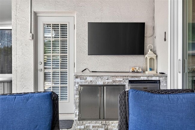 Building Photo - 31218 Alchester Dr