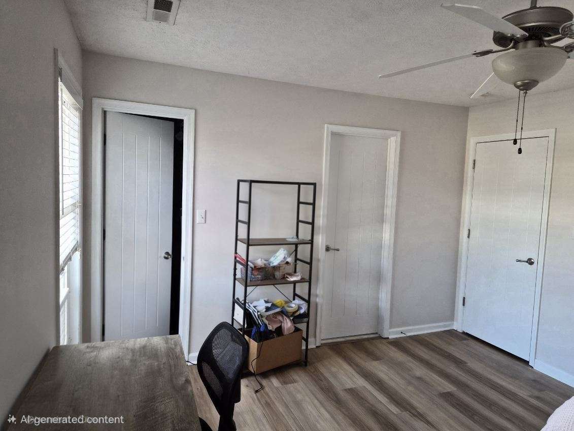 Primary bedroom - 207 Portico St