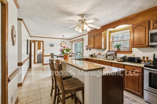 Building Photo - 5974 Ladysmeade Ln