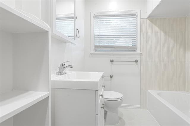 Building Photo - 6206 Winton St