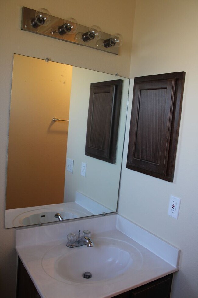 Building Photo - 12928 Hueco Pit Dr