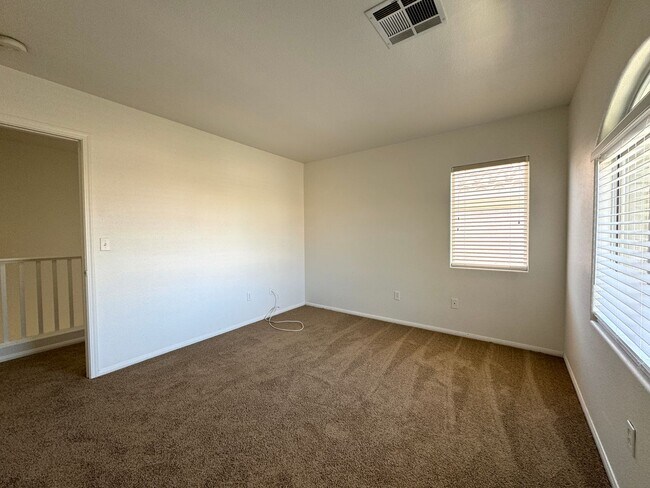 Building Photo - 6839 Scarlet Flax St