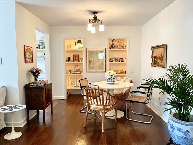 Building Photo - 429 Hawthorne St