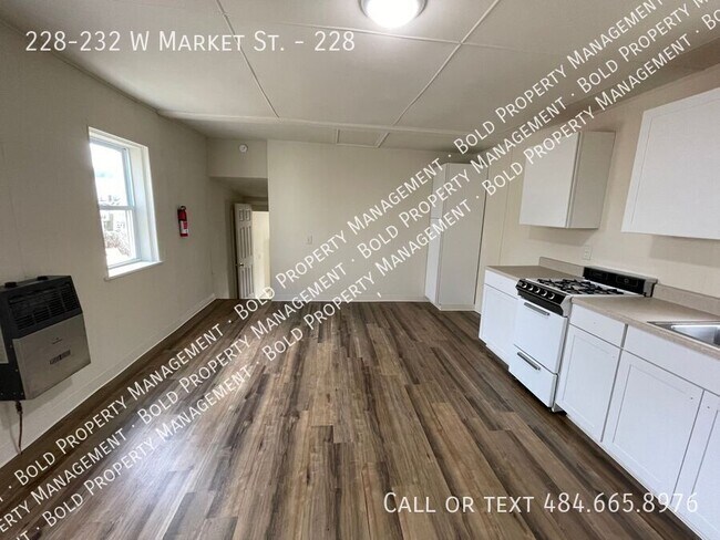 Building Photo - 228-232 W Market St.-228