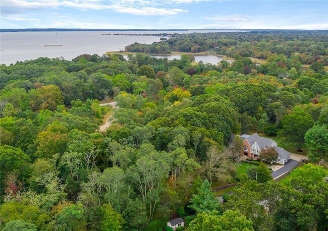 Building Photo - 48 St George Ct