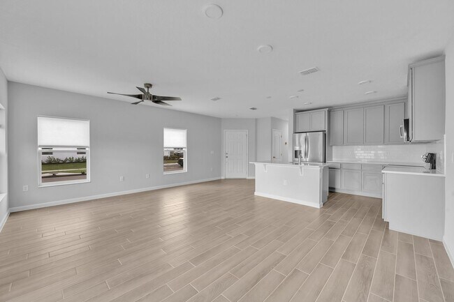 Building Photo - Lake Nona Townhome
