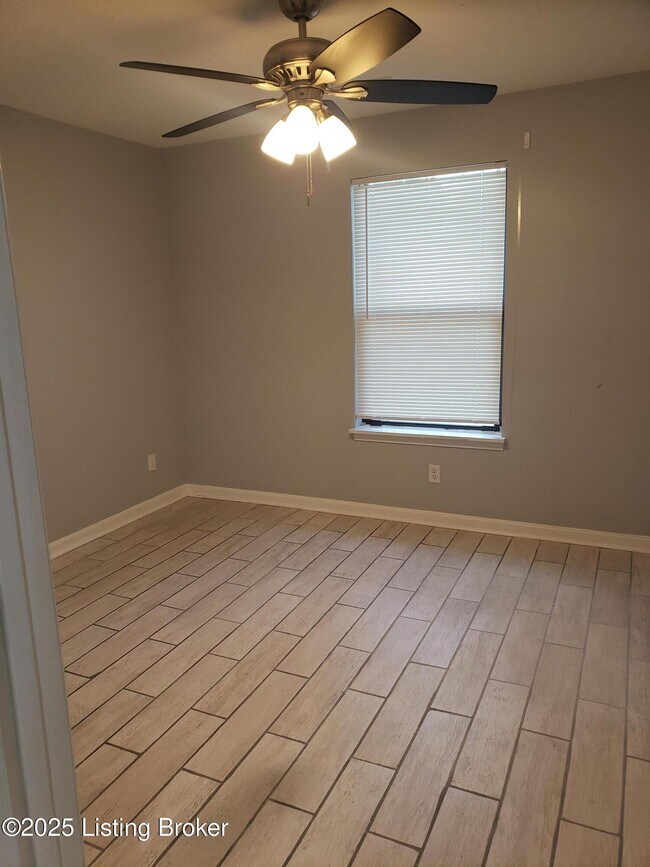 Building Photo - 100 E Florence Ave