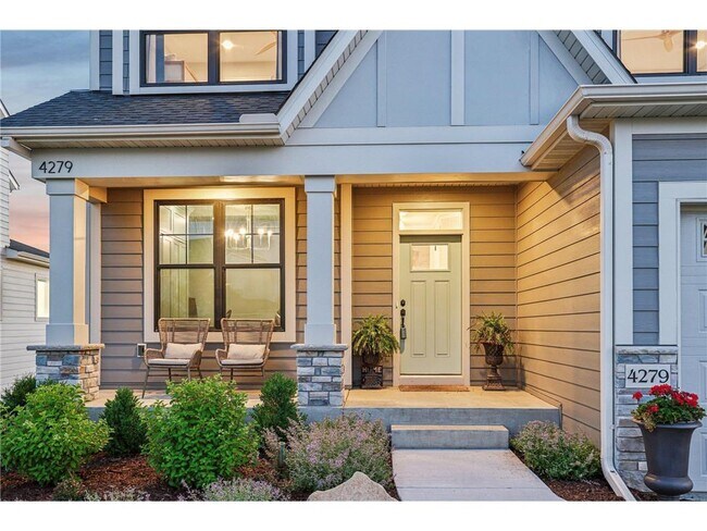 Building Photo - 4279 Arbor Dr