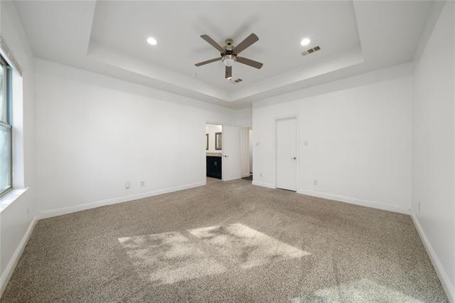 Building Photo - 4800 Rimwood Dr