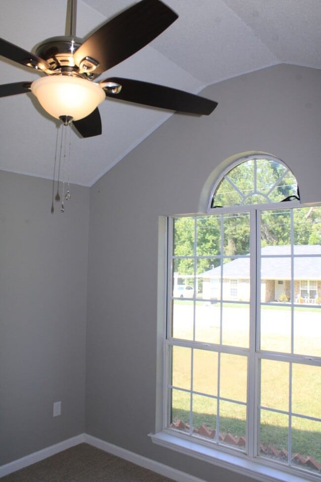 Building Photo - 2748 Davis Mill Rd