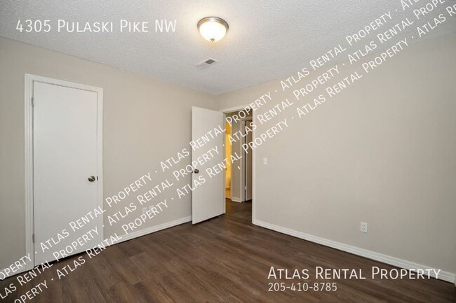Building Photo - 4305 Pulaski Pike NW