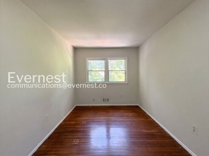 Building Photo - 14806 Bryan Ct