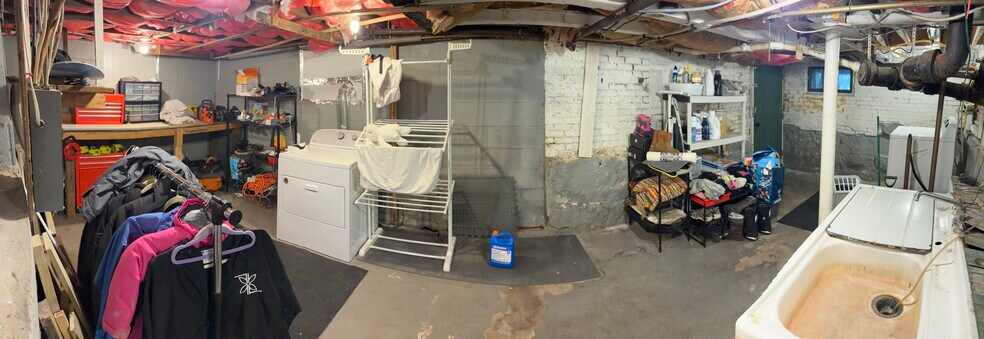 Building Photo - 15 Wall St