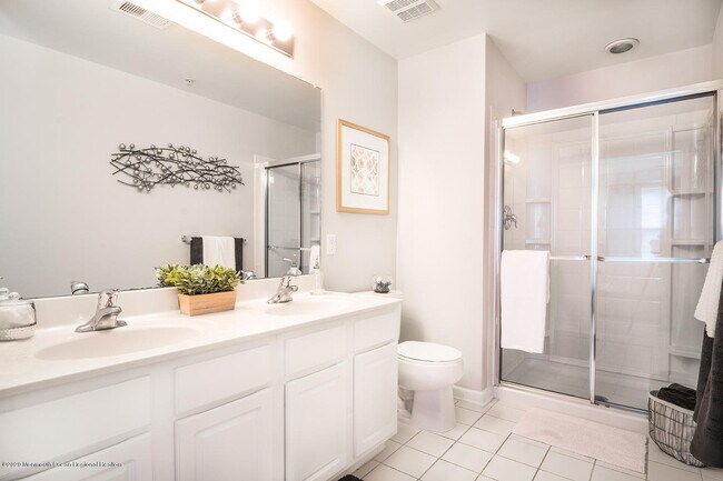 Building Photo - 912 Timber Ridge Ct