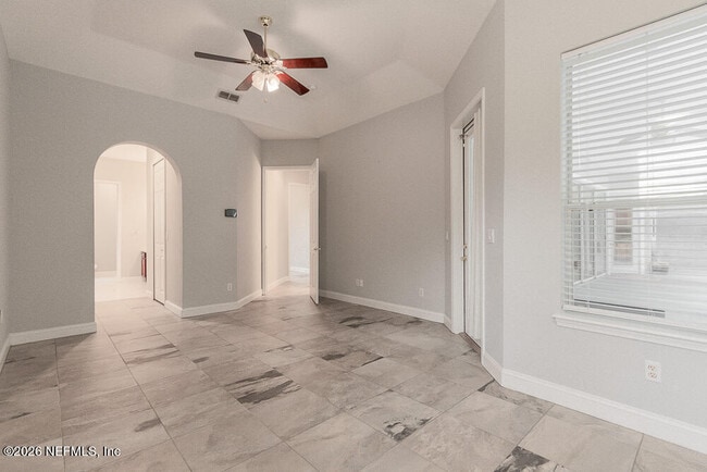 Building Photo - 5466 River Trail Rd N