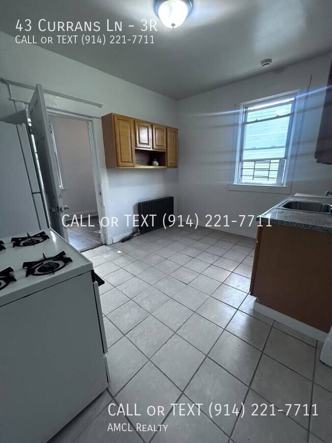 Building Photo - 43 Currans Ln