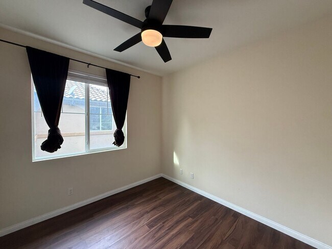 Building Photo - Great 3B/2.5BA House in Gated San Elijo Hills Community!