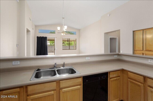 Building Photo - Spacious Corner Lot Home with 3-Car Garage in Surprise