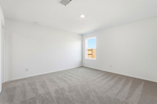 Building Photo - 2821 Cedar Dr