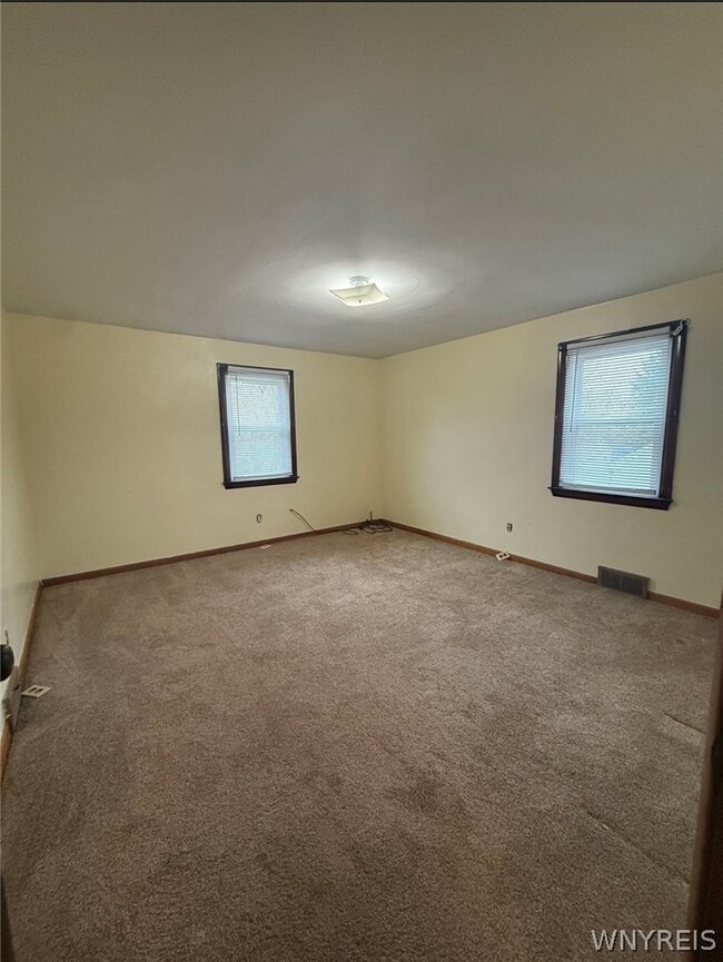 Building Photo - 207 Spaulding St