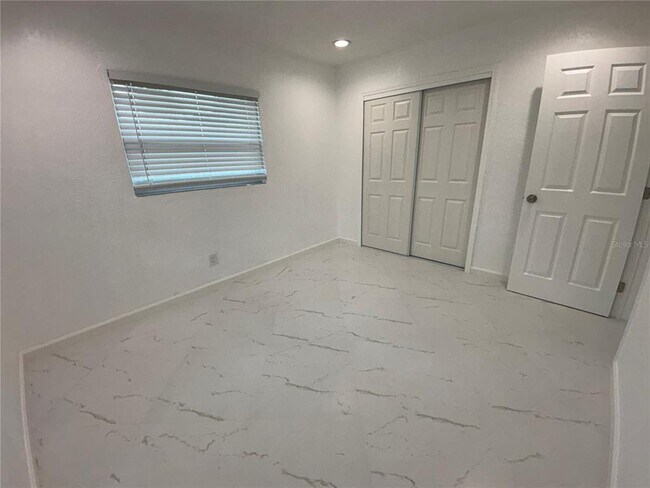 Building Photo - 640 San Salvador Dr