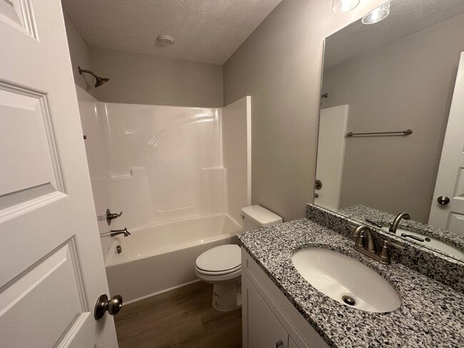 Building Photo - Brand New Townhome In Shelbyville - MOVE I...