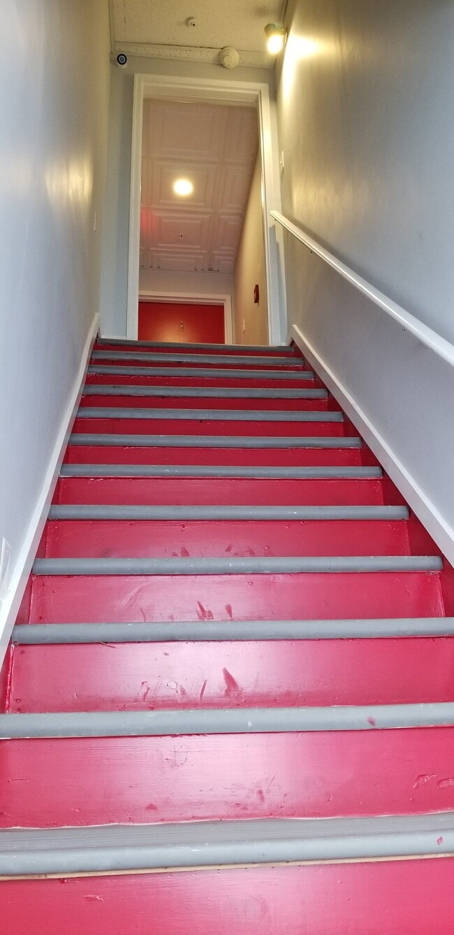 Building Photo - 2317 E Westmoreland St