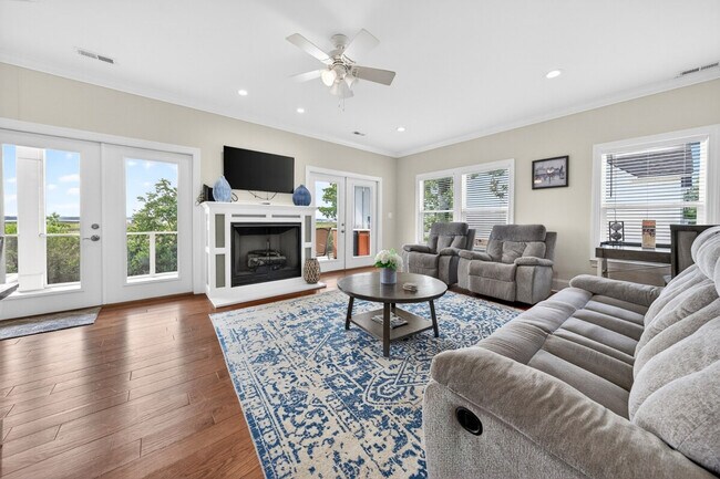Building Photo - 415 Sassanqua Dr