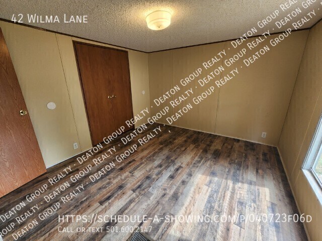 Building Photo - 42 Wilma Ln