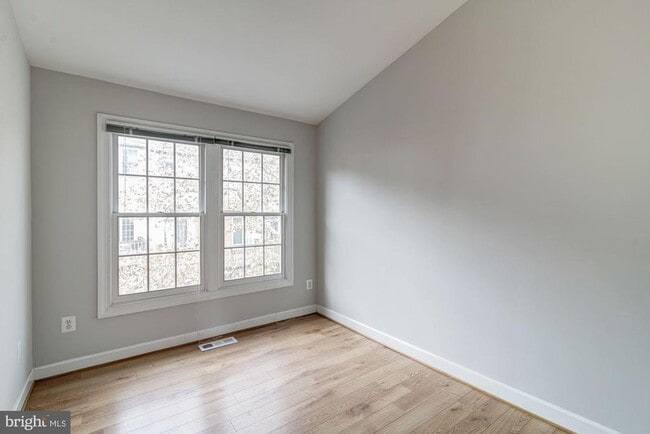 Building Photo - 2106 Patty Ln