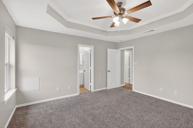 Building Photo - 1402 Western Oaks Ct