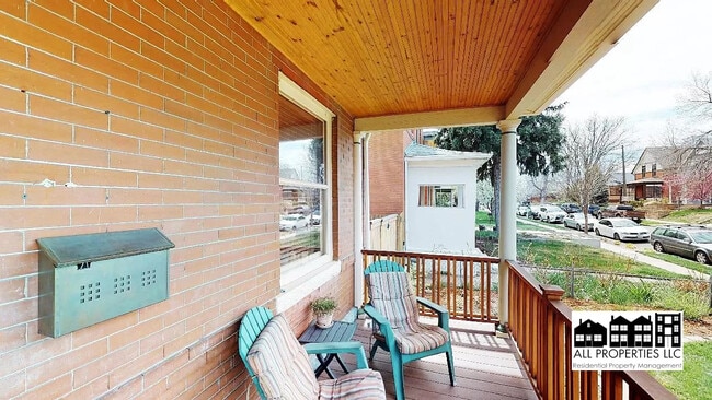 Building Photo - 3286 Meade St