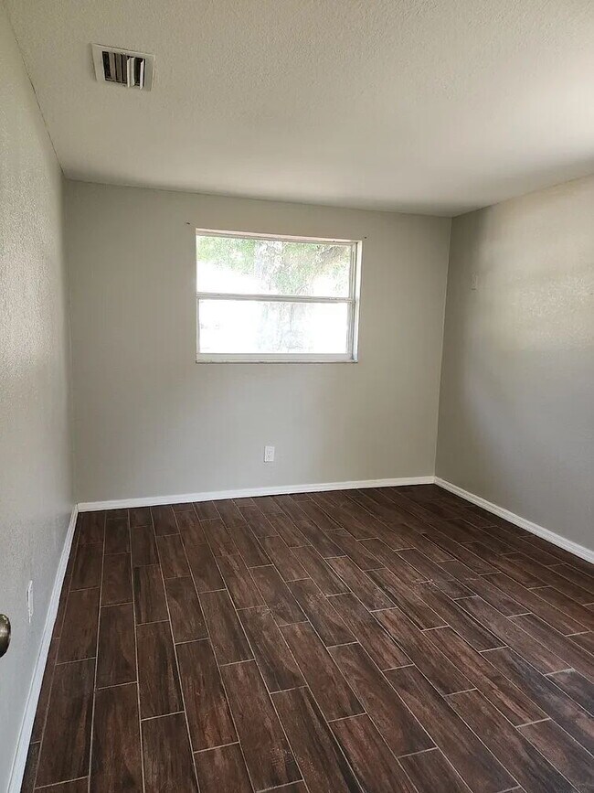 Building Photo - 1414 Coppertree Dr