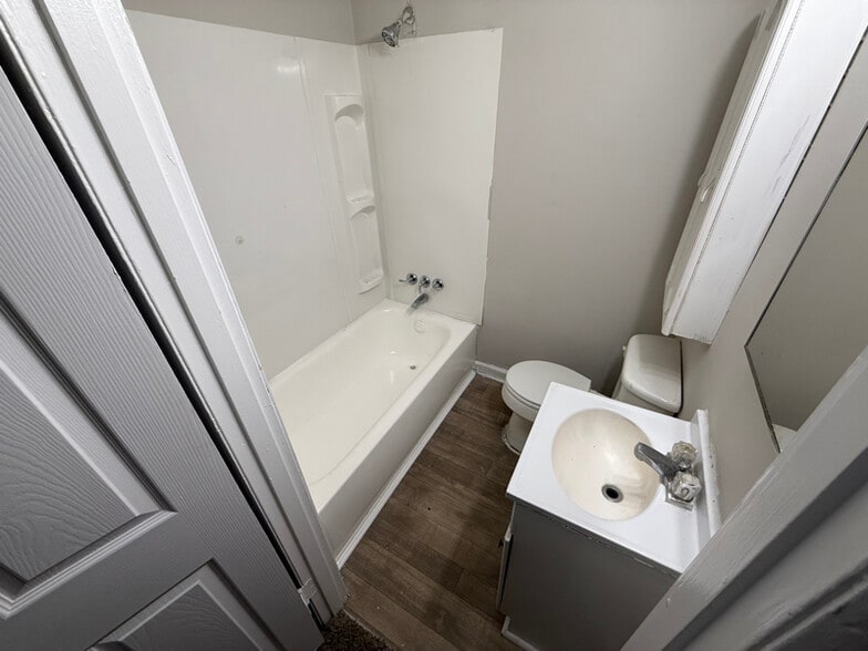 Building Photo - 1509 Boscobel St