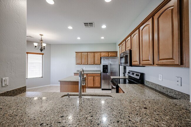 Building Photo - COMING SOON!! Beautiful 4Bed/2.5 bath In San Tan Valley