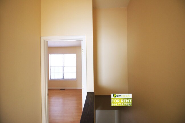 Building Photo - 3 Pointer Ln