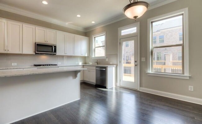 Building Photo - 2286 Mclean Chase
