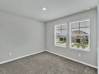 Building Photo - 960 Summer Dr
